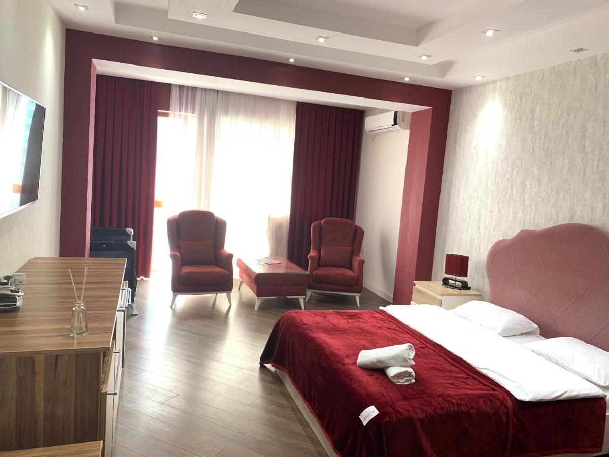 Park Azure Apartment Deluxe 2 Bedroom Baku Ngoại thất bức ảnh