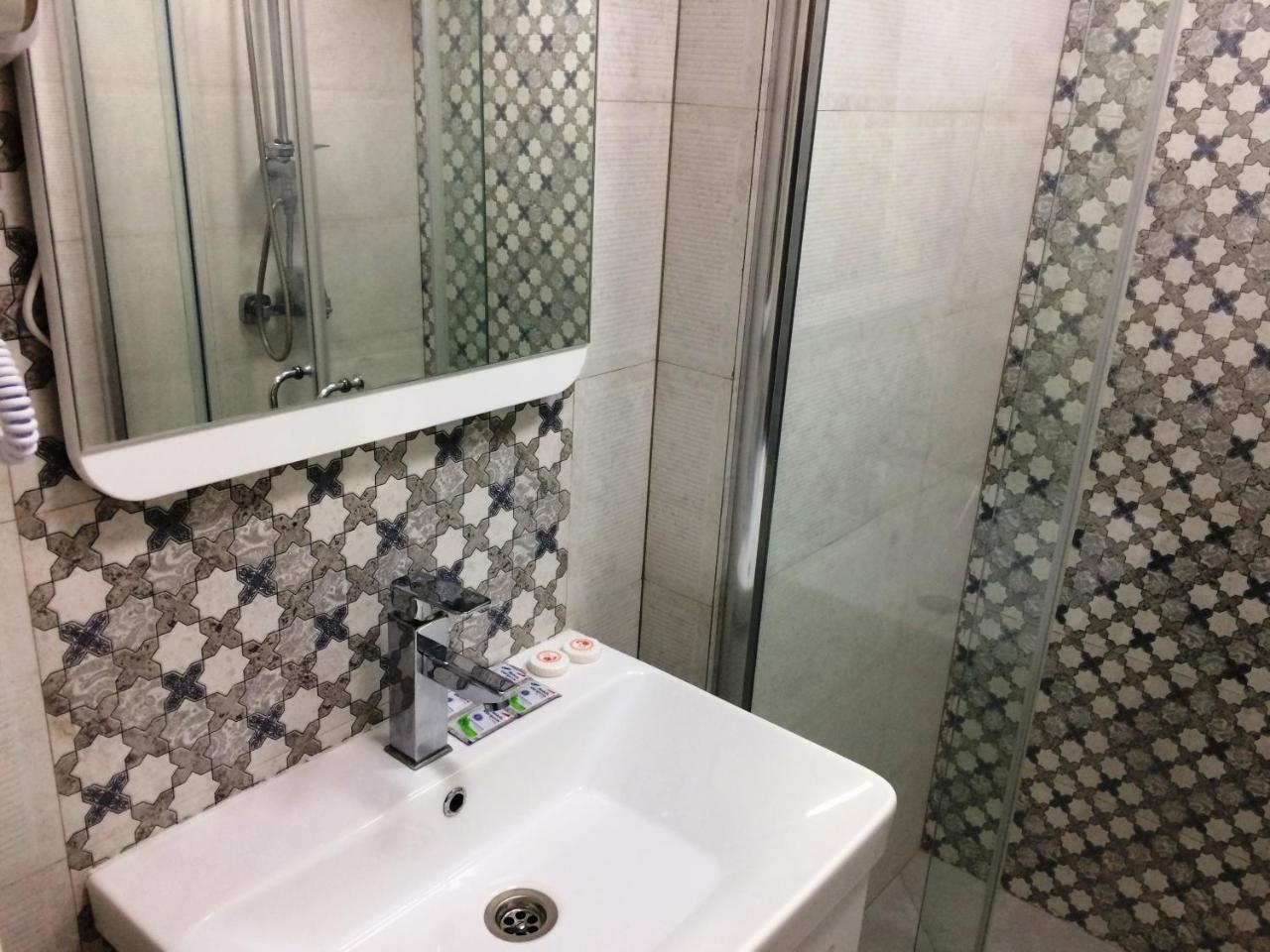 Park Azure Apartment Deluxe 2 Bedroom Baku Ngoại thất bức ảnh